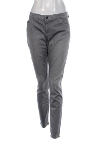 Blugi de femei Armani Jeans, Mărime XL, Culoare Gri, Preț 677,72 Lei, #136625130