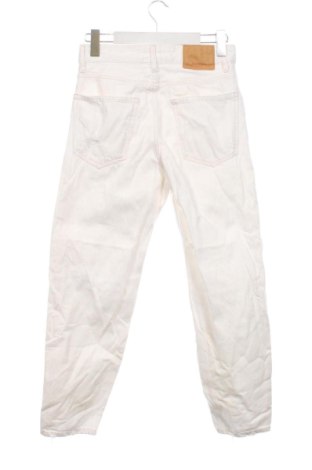 Дамски дънки Bershka, Размер XXS, Цвят Бял, Цена 15,33 €