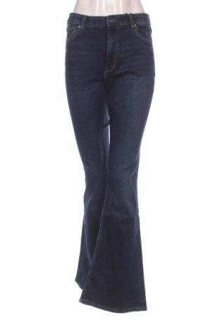Дамски дънки Bershka, Размер S, Цвят Син, Цена 19,42 €