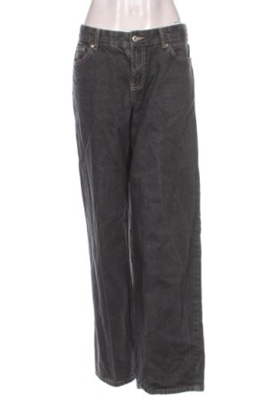 Damen Jeans Bershka, Größe M, Farbe Grau, Preis 30,99 €
