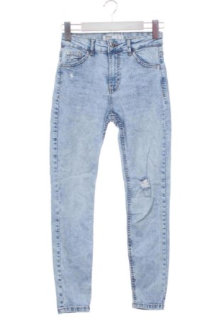 Дамски дънки Bershka, Размер XS, Цвят Син, Цена 15,33 €, #136623659