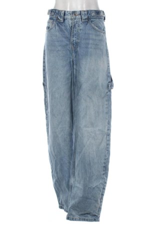 Damen Jeans Bershka, Größe S, Farbe Blau, Preis 15,00 €