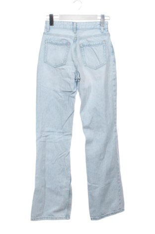 Γυναικείο Τζίν Bershka, Μέγεθος XXS, Χρώμα Μπλέ, Τιμή 15,00 €