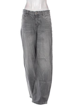 Damen Jeans Bershka, Größe S, Farbe Grau, Preis € 14,77