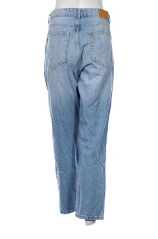 Γυναικείο Τζίν Bershka, Μέγεθος XL, Χρώμα Μπλέ, Τιμή 17,99 €