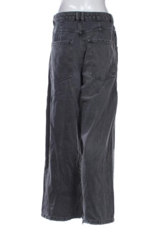 Дамски дънки Bershka, Размер M, Цвят Сив, Цена 15,00 €