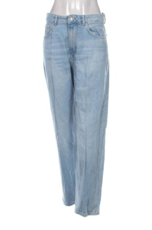 Dámské džíny  Bershka, Velikost M, Barva Modrá, Cena  425,00 Kč, #136644039