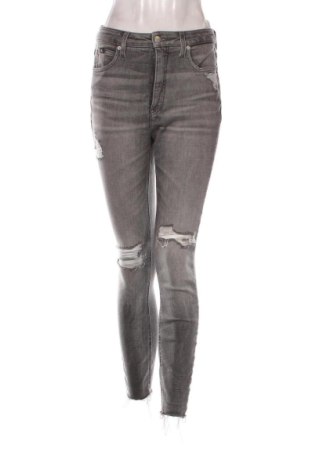 Дамски дънки Calvin Klein Jeans, Размер M, Цвят Сив, Цена 38,85 €, #136617365