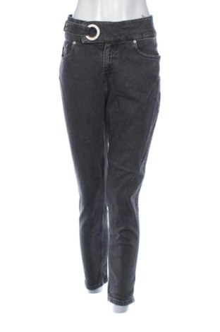 Dámske džínsy  Calvin Klein Jeans, Veľkosť M, Farba Sivá, Cena  35,00 €, #136617957