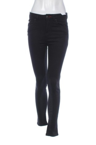 Damskie jeansy Guess, Rozmiar S, Kolor Czarny, Cena 203,62 zł, #136668484