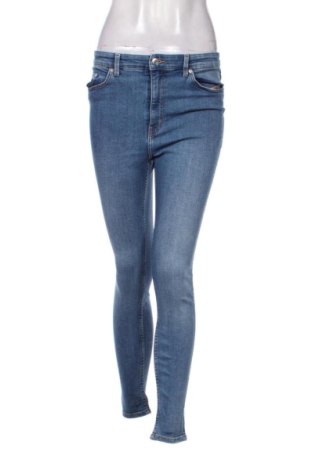 Damskie jeansy H&M, Rozmiar S, Kolor Niebieski, Cena 80,38 zł, #136581177