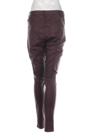 Damskie jeansy H&M, Rozmiar L, Kolor Czerwony, Cena 80,38 zł