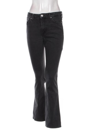 Damskie jeansy H&M, Rozmiar M, Kolor Czarny, Cena 36,99 zł, #136640655