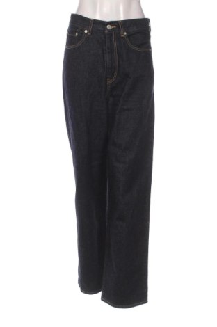 Női farmernadrág Levi's, Méret M, Szín Kék, Ár 34 897 Ft