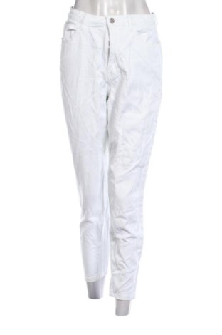 Дамски дънки Missguided, Размер M, Цвят Бял, Цена 15,33 €
