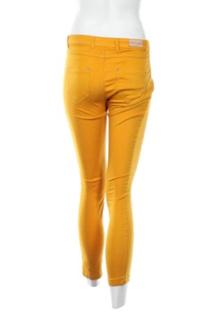 Blugi de femei Naf Naf, Mărime M, Culoare Galben, Preț 129,99 Lei
