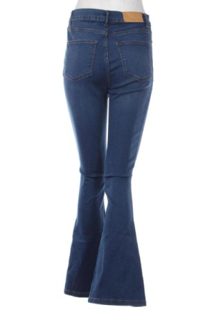 Damskie jeansy Noisy May, Rozmiar M, Kolor Niebieski, Cena 110,99 zł