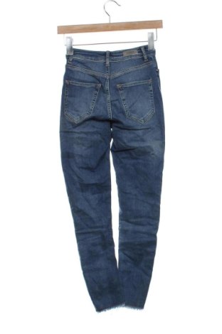 Дамски дънки ONLY, Размер XXS, Цвят Син, Цена 17,89 €