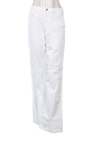 Damen Jeans ONLY, Größe S, Farbe Weiß, Preis 22,99 €