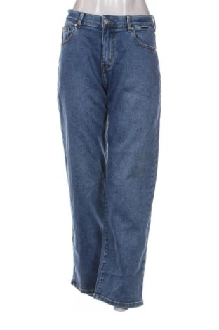 Дамски дънки Perfect Jeans By Gina Tricot, Размер M, Цвят Син, Цена 19,42 €, #136618067