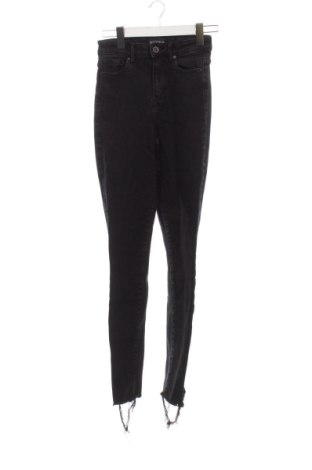 Blugi de femei Pieces, Mărime XS, Culoare Negru, Preț 243,00 Lei, #136585205