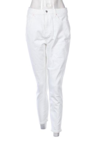 Blugi de femei Premium Denim, Mărime M, Culoare Alb, Preț 78,20 Lei, #136641893