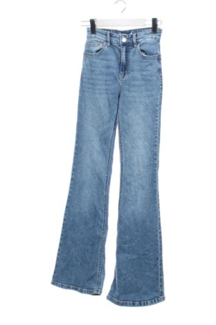 Дамски дънки Pull&Bear, Размер XS, Цвят Син, Цена 15,00 €