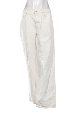 Damskie jeansy Pull&Bear, Rozmiar L, Kolor ecru, Cena 80,38 zł