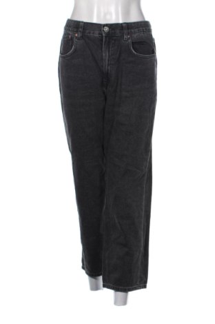 Blugi de femei Pull&Bear, Mărime L, Culoare Negru, Preț 83,41 Lei