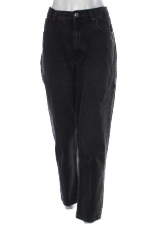Dámské džíny  Pull&Bear, Velikost L, Barva Černá, Cena  425,00 Kč, #136649690