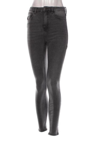 Blugi de femei Sinsay, Mărime S, Culoare Negru, Preț 78,99 Lei, #136654946