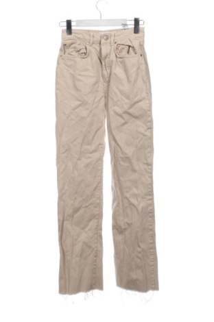 Damskie jeansy Stradivarius, Rozmiar XS, Kolor Beżowy, Cena 36,99 zł, #136564841