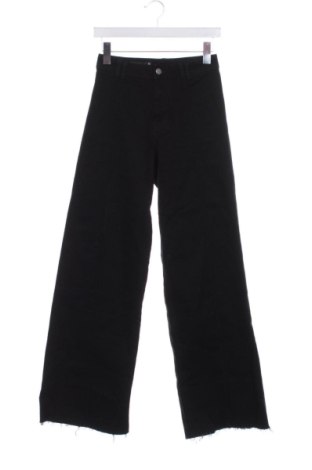 Дамски дънки Stradivarius, Размер XXS, Цвят Черен, Цена 19,42 €