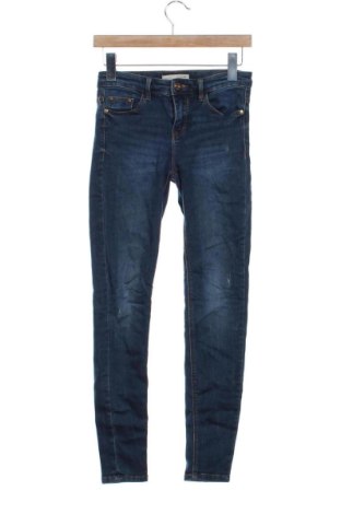 Damskie jeansy Stradivarius, Rozmiar XS, Kolor Niebieski, Cena 78,99 zł