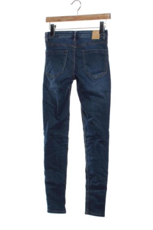 Damskie jeansy Stradivarius, Rozmiar XS, Kolor Niebieski, Cena 78,99 zł