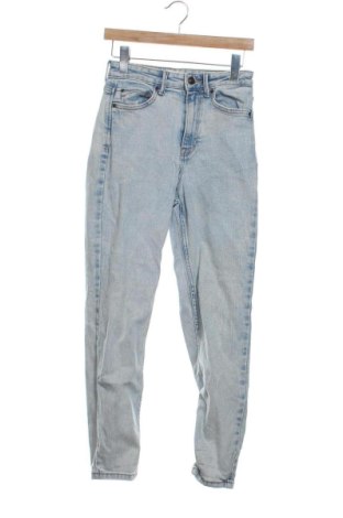 Damskie jeansy Stradivarius, Rozmiar XS, Kolor Niebieski, Cena 79,15 zł, #136641624