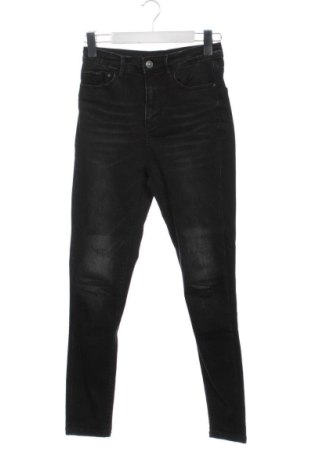 Damen Jeans Stradivarius, Größe S, Farbe Schwarz, Preis 15,00 €, #136658595