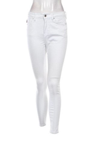 Blugi de femei Superdry, Mărime M, Culoare Alb, Preț 135,54 Lei, #136585507