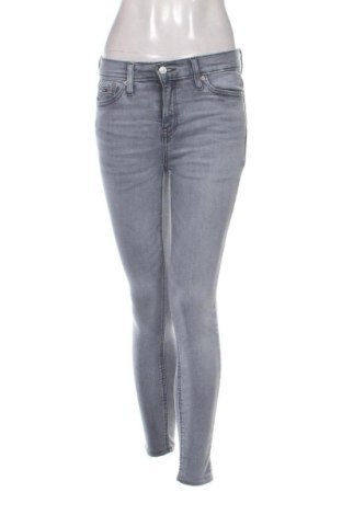 Γυναικείο Τζίν Tommy Jeans, Μέγεθος S, Χρώμα Γκρί, Τιμή 17,99 €, #136608425
