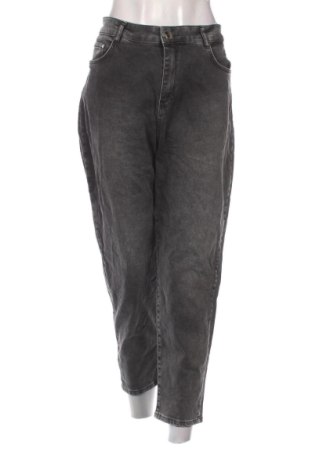 Blugi de femei Unbranded, Mărime XL, Culoare Gri, Preț 78,20 Lei, #136634723