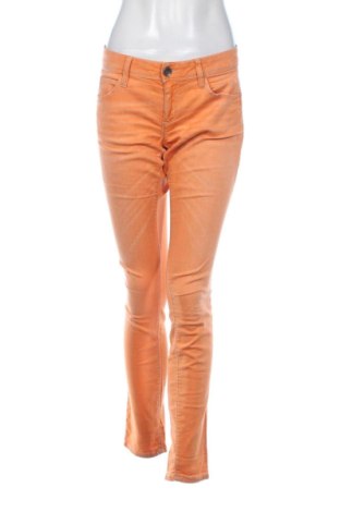 Damskie jeansy United Colors Of Benetton, Rozmiar XL, Kolor Pomarańczowy, Cena 112,53 zł, #136605814