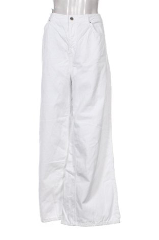 Дамски дънки United Colors Of Benetton, Размер L, Цвят Бял, Цена 21,00 €, #136664250