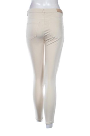 Damen Jeans Vavite, Größe S, Farbe Ecru, Preis 15,00 €