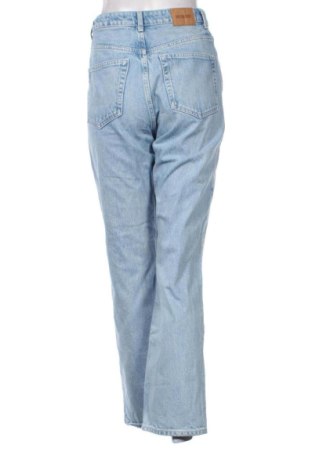 Damskie jeansy Weekday, Rozmiar S, Kolor Niebieski, Cena 112,53 zł