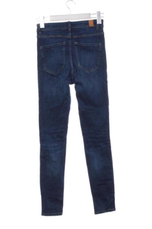 Blugi de femei Zara, Mărime XS, Culoare Albastru, Preț 85,99 Lei