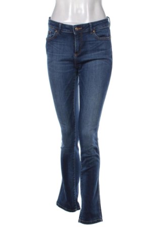 Damskie jeansy Zara, Rozmiar M, Kolor Niebieski, Cena 74,99 zł, #136668861