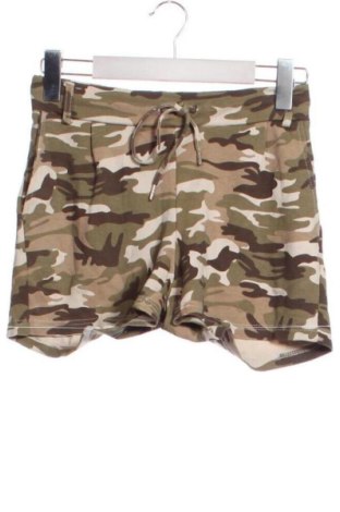 Pantaloni scurți de femei Amisu, Mărime XS, Culoare Multicolor, Preț 60,99 Lei