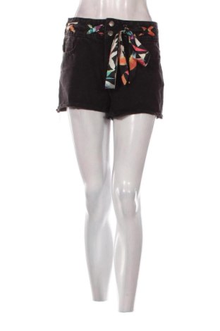 Pantaloni scurți de femei Amisu, Mărime M, Culoare Negru, Preț 52,13 Lei, #136634572