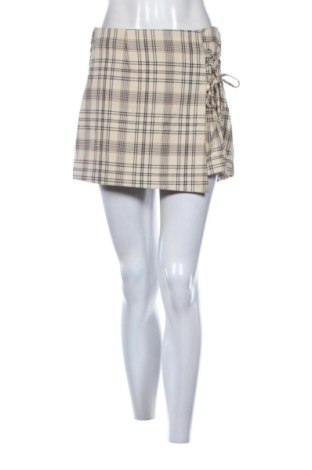 Dámske kraťasy  Bershka, Veľkosť L, Farba Viacfarebná, Cena  10,00 €, #136638799