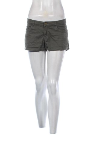 Дамски къс панталон H&M, Размер M, Цвят Зелен, Цена 11,24 €, #136571325
